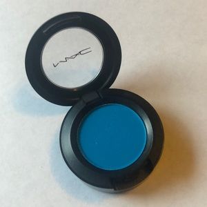 MAC Electric Eel AA7 eyeshadow